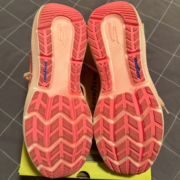 Women's Skechers Go Run Ride 11 Running Shoes, Pink/Purple, size 10 - Picture 3 of 4